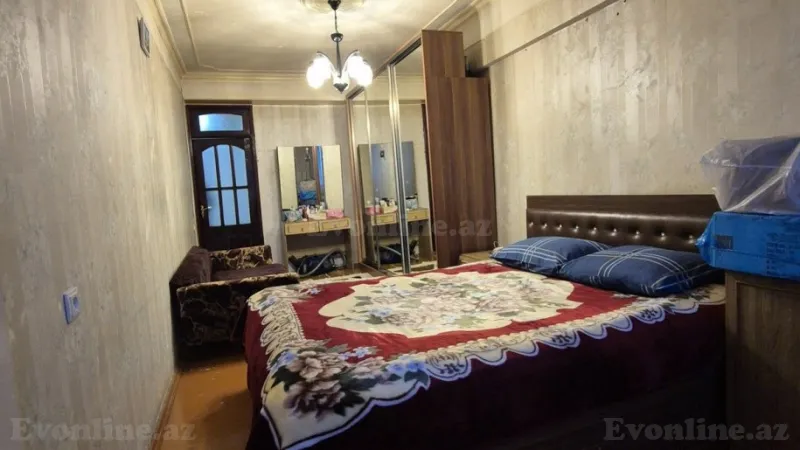 Satılır 2 otaqlı Mənzil Köhnə tikili 70 m² Yasamal - şəkil 2