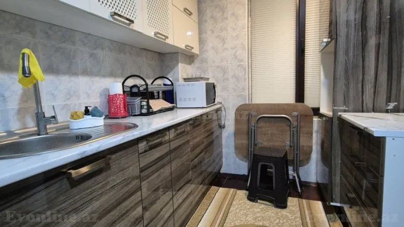 Satılır 2 otaqlı Mənzil Köhnə tikili 70 m² Yasamal - şəkil 4
