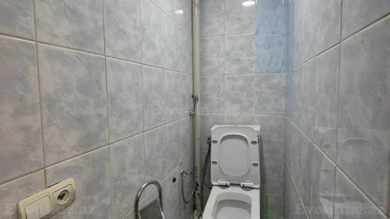 Satılır 2 otaqlı Mənzil Köhnə tikili 70 m² Yasamal - şəkil 11