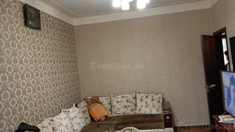 Satılır 3 otaqlı Mənzil Köhnə tikili 80 m² Memar Əcəmi m. - şəkil 2