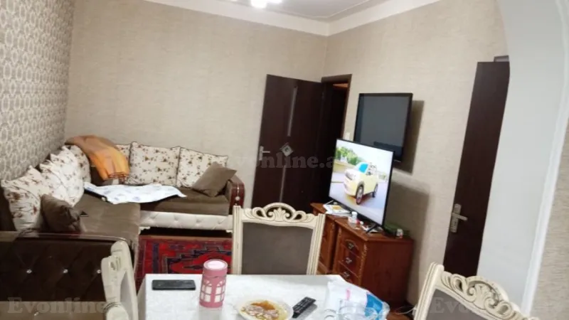Satılır 3 otaqlı Mənzil Köhnə tikili 80 m² Memar Əcəmi m. - şəkil 4