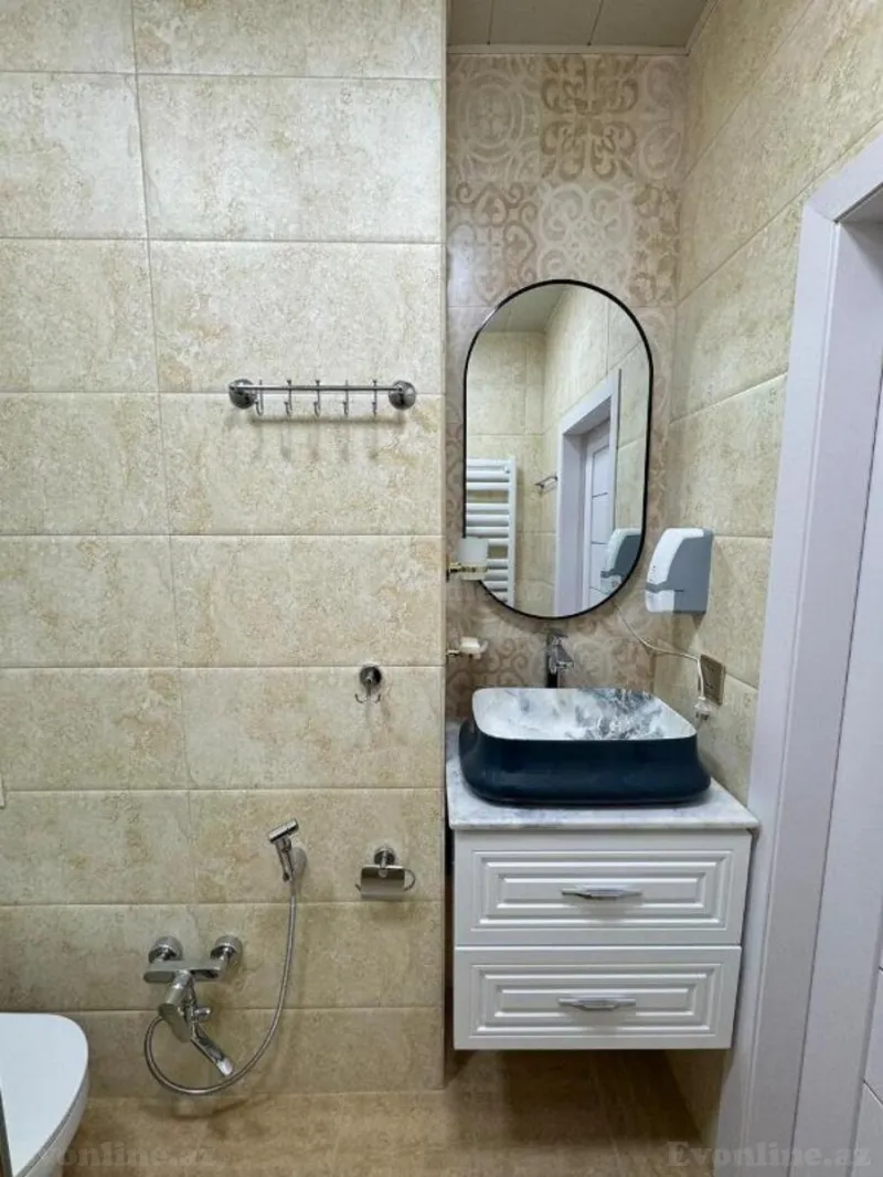 Satılır 2 otaqlı Mənzil Yeni tikili 55 m² Nərimanov r. - şəkil 14