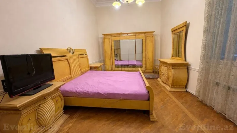 Kirayə verilir 5 otaqlı Mənzil Köhnə tikili 136 m² Nizami m. - şəkil 6