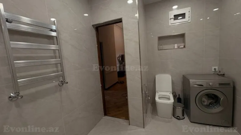 Kirayə verilir 5 otaqlı Mənzil Köhnə tikili 136 m² Nizami m. - şəkil 11