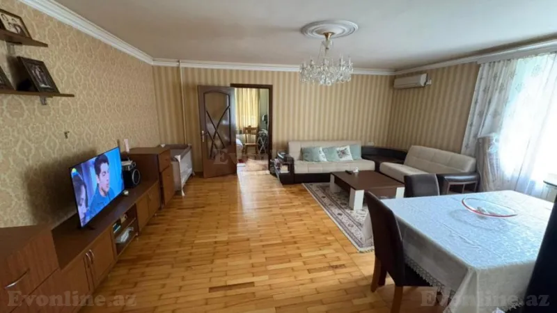 Satılır 5 otaqlı Mənzil Köhnə tikili 100 m² Qara Qarayev m. - şəkil 2