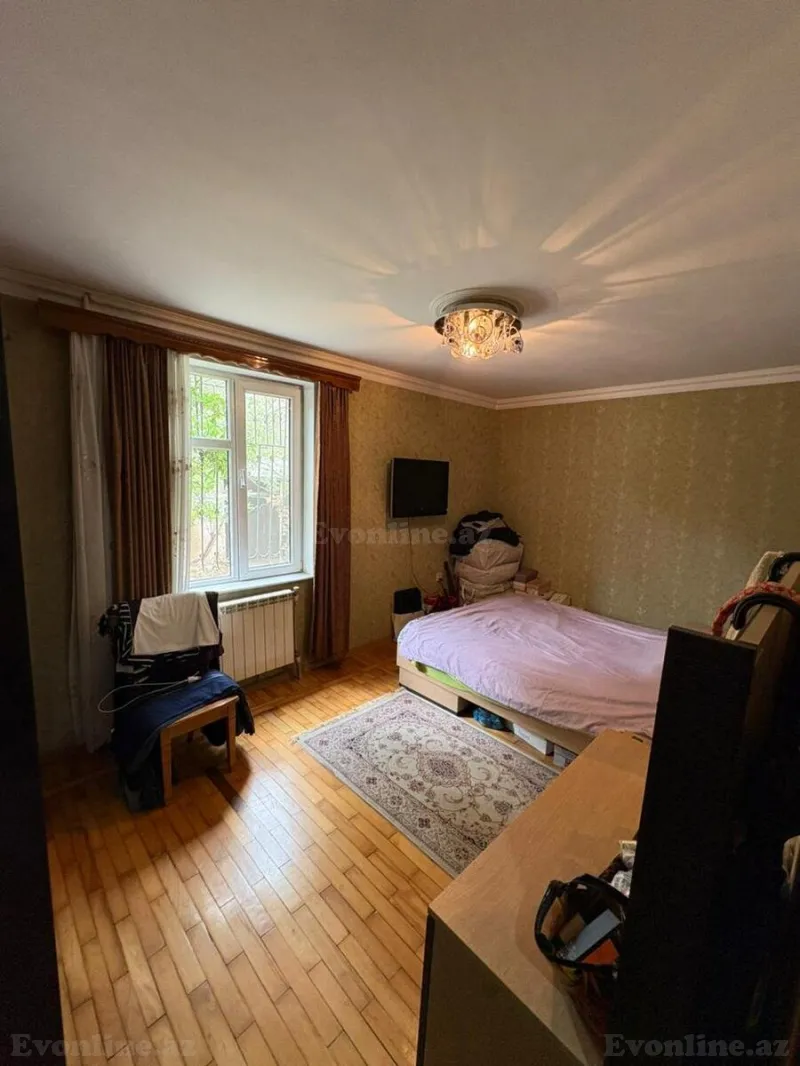 Satılır 5 otaqlı Mənzil Köhnə tikili 100 m² Qara Qarayev m. - şəkil 4