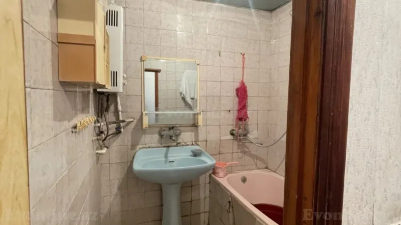 Satılır 3 otaqlı Mənzil Köhnə tikili 70 m² 7-ci mikrorayon - şəkil 12