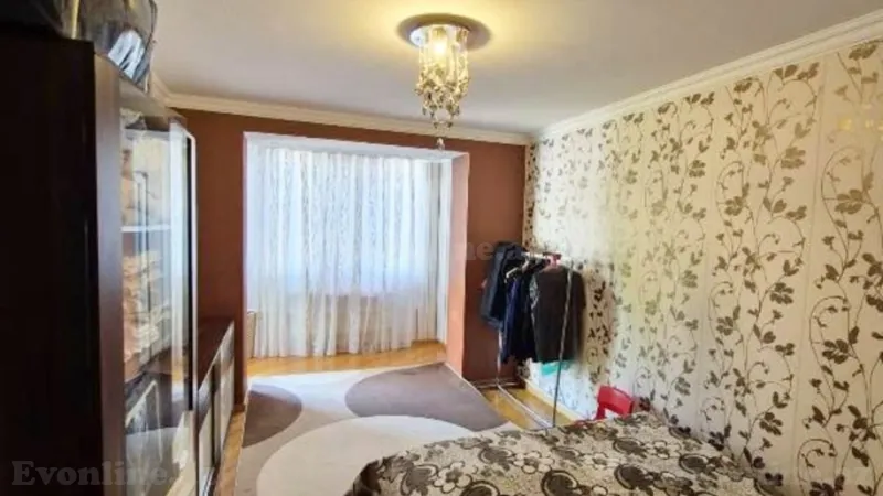 Satılır 3 otaqlı Mənzil Köhnə tikili 75 m² Nizami m. - şəkil 4