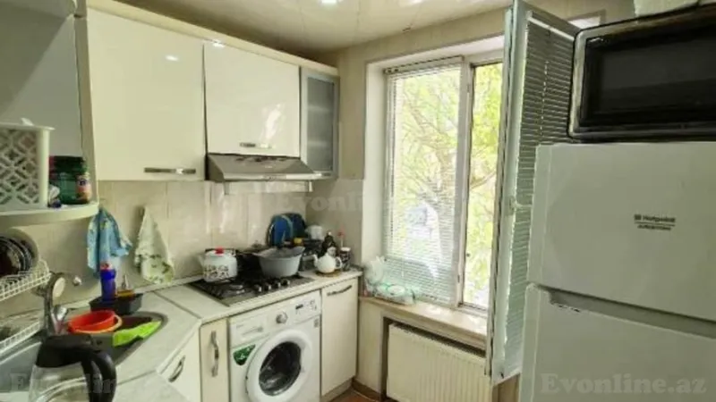 Satılır 3 otaqlı Mənzil Köhnə tikili 75 m² Nizami m. - şəkil 8