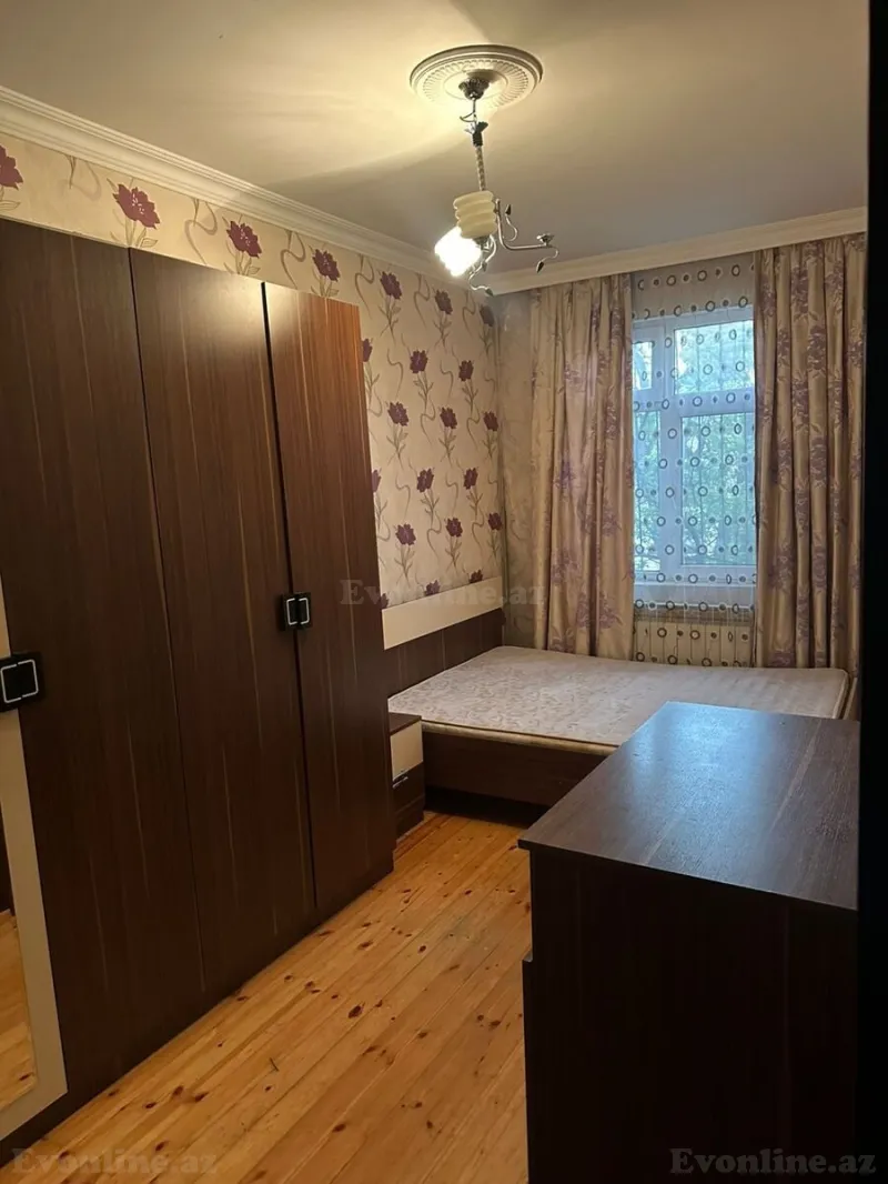 Kirayə verilir 2 otaqlı Mənzil Köhnə tikili 60 m² 4-cü mikrorayon - şəkil 3