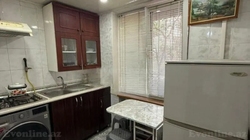 Kirayə verilir 2 otaqlı Mənzil Köhnə tikili 90 m² Elmlər Akademiyası m. - şəkil 3