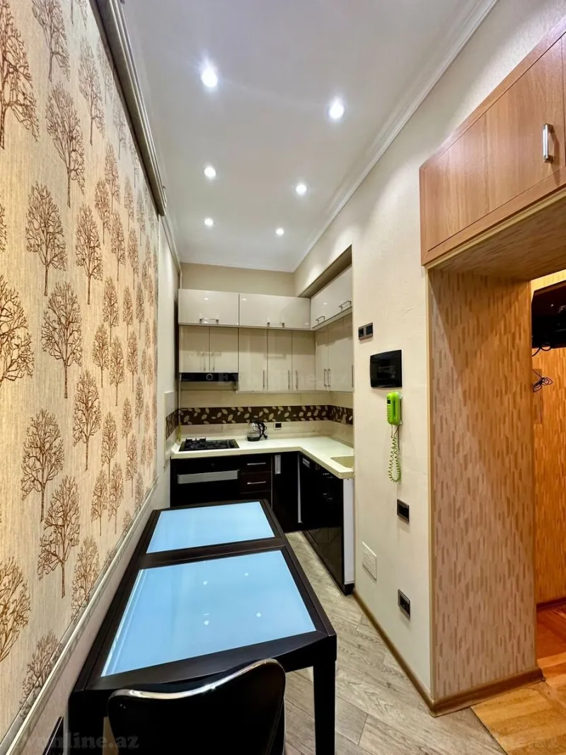 Satılır 3 otaqlı Mənzil Köhnə tikili 85 m² Bayıl - şəkil 14