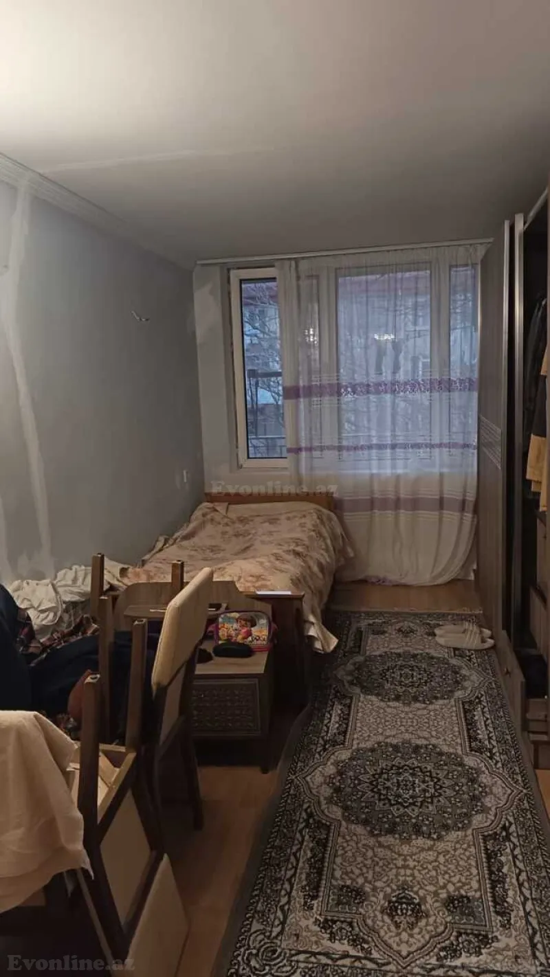 Satılır 3 otaqlı Mənzil Köhnə tikili 50 m² Elmlər Akademiyası m. - şəkil 2