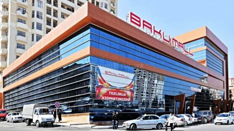 Satılır 3 otaqlı Mənzil Yeni tikili 137 m² İnşaatçılar m. - şəkil 2