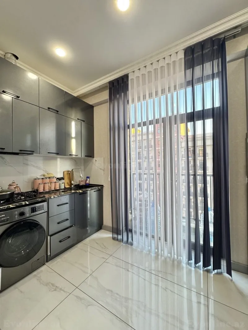 Satılır 2 otaqlı Mənzil Yeni tikili 65 m² Dərnəgül m. - şəkil 2