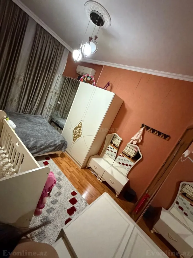 Satılır 3 otaqlı Mənzil Yeni tikili 90 m² Memar Əcəmi m. - şəkil 4