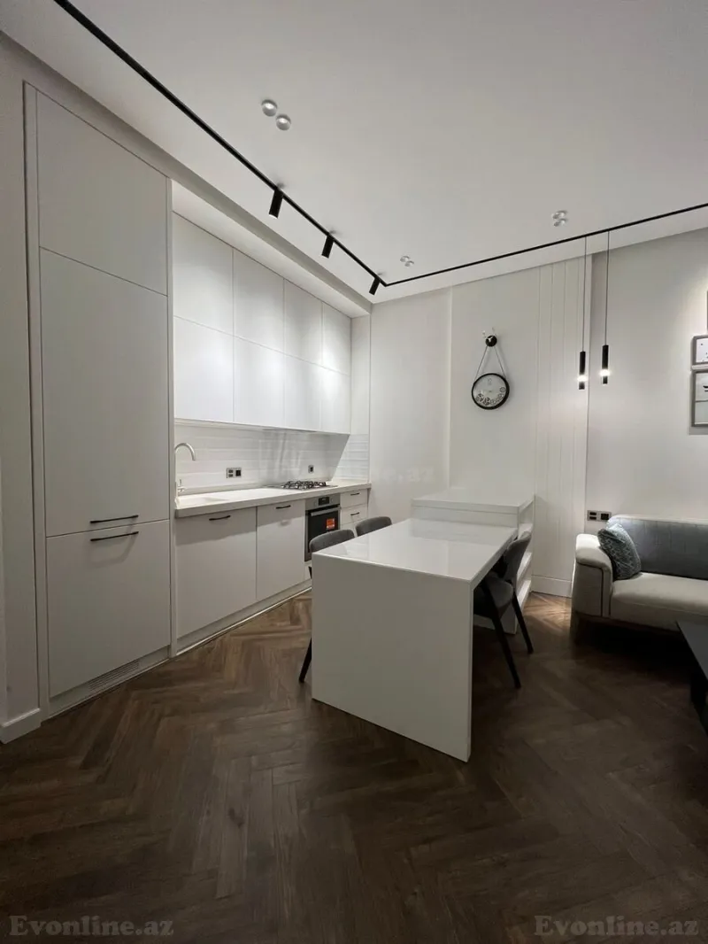 Kirayə verilir 2 otaqlı Mənzil Yeni tikili 80 m² Xətai m. - şəkil 2