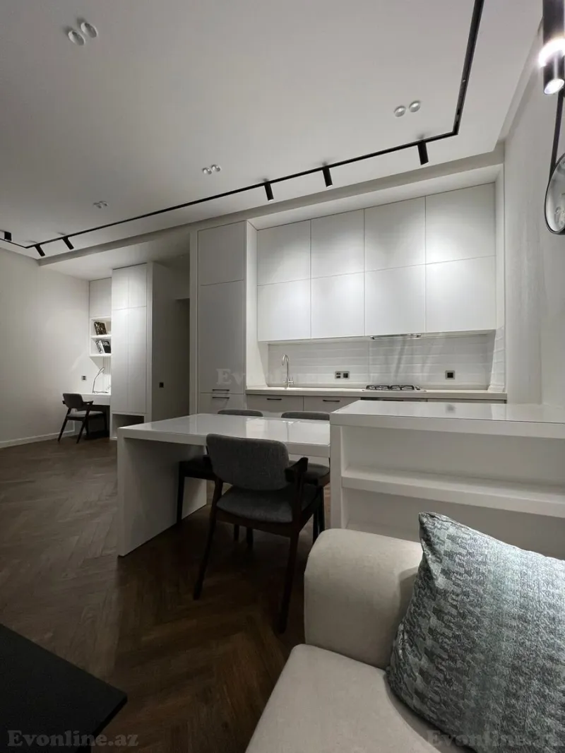 Kirayə verilir 2 otaqlı Mənzil Yeni tikili 80 m² Xətai m. - şəkil 3