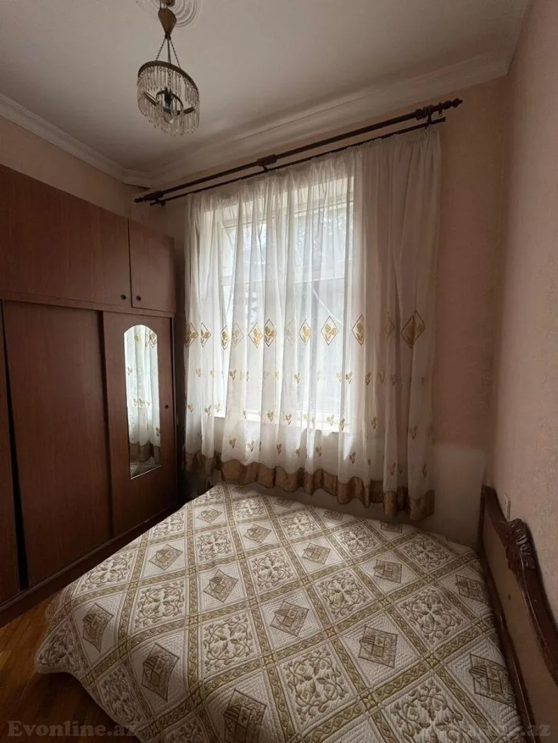 Satılır 2 otaqlı Mənzil Köhnə tikili 45 m² Yasamal - şəkil 3