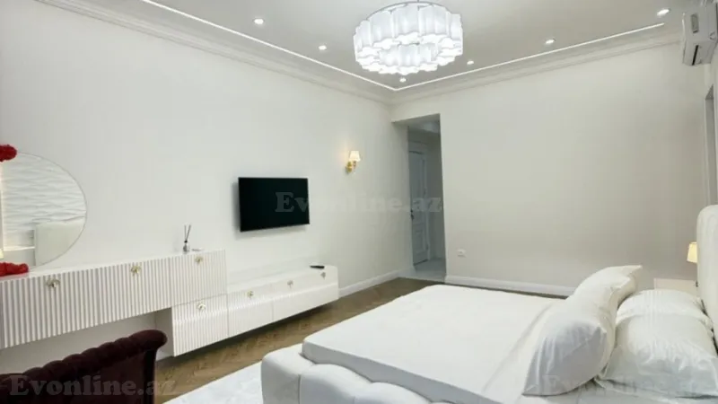 Satılır 4 otaqlı Mənzil Yeni tikili 210 m² Nərimanov r. - şəkil 5