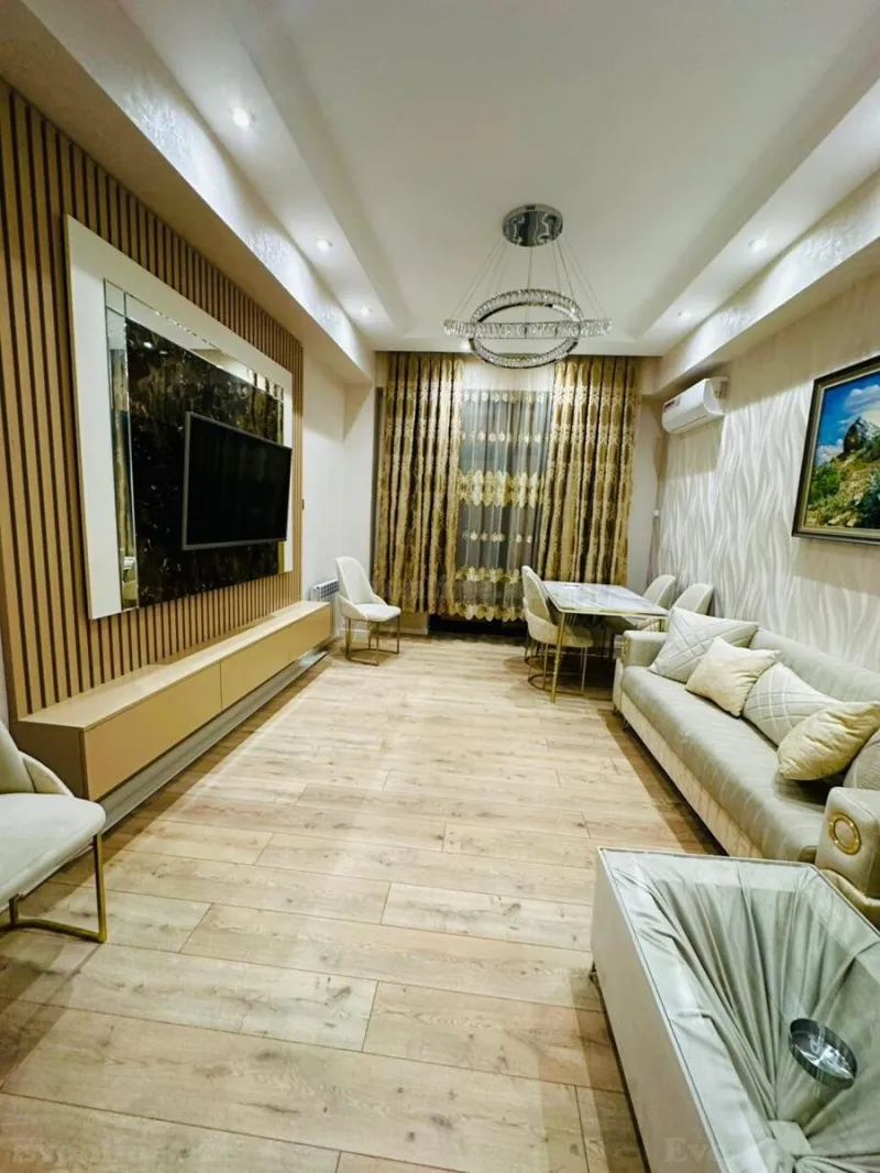 Kirayə verilir 2 otaqlı Mənzil Yeni tikili 70 m² Elmlər Akademiyası m. - şəkil 3