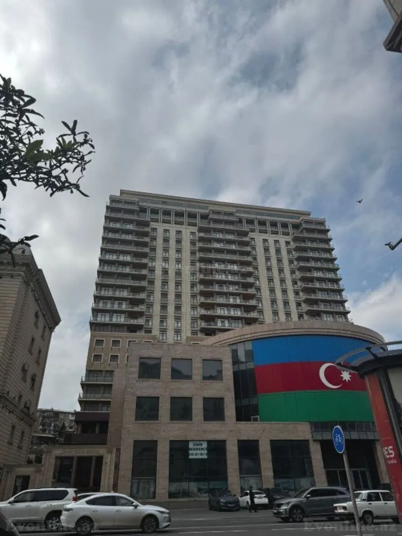 Satılır 3 otaqlı Mənzil Yeni tikili 166 m² Nizami m. - şəkil 2