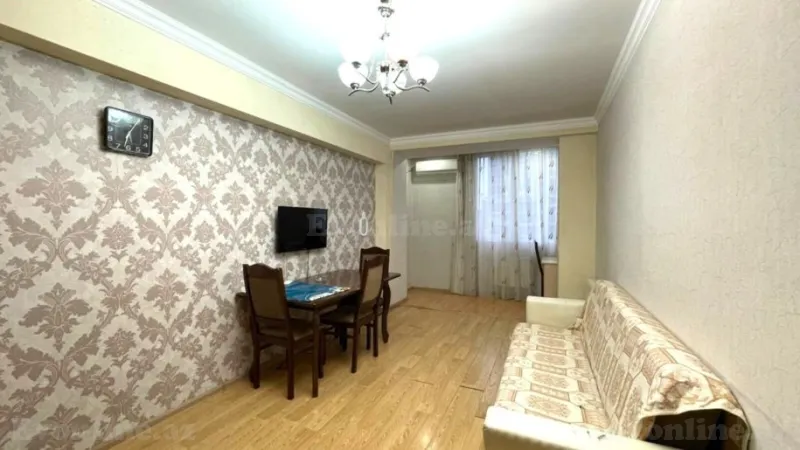 Satılır 2 otaqlı Mənzil Köhnə tikili 45 m² Gənclik m. - şəkil 2