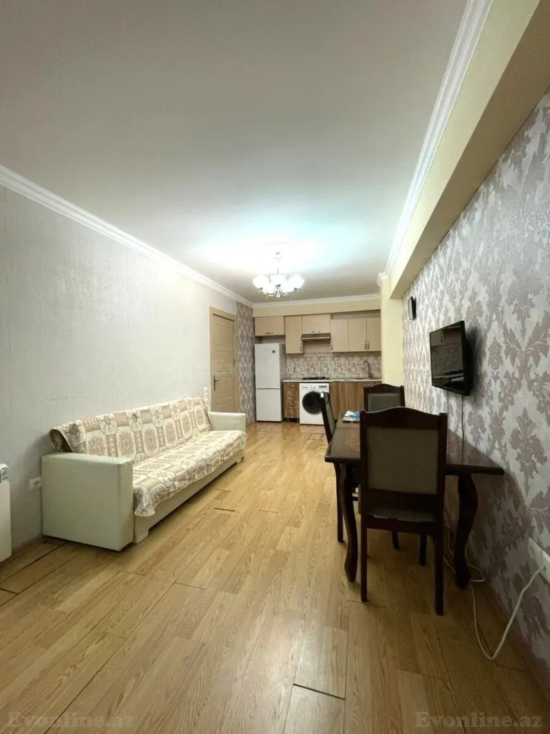 Satılır 2 otaqlı Mənzil Köhnə tikili 45 m² Gənclik m. - şəkil 3