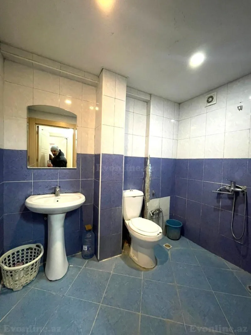 Satılır 2 otaqlı Mənzil Köhnə tikili 45 m² Gənclik m. - şəkil 12