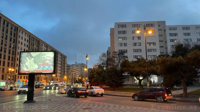 Satılır 2 otaqlı Mənzil Köhnə tikili 45 m² Gənclik m. - şəkil 17