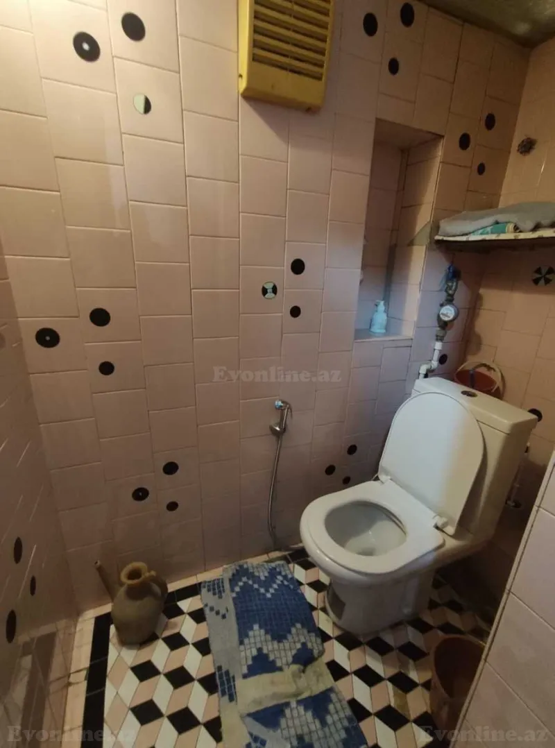 Satılır 2 otaqlı Mənzil Köhnə tikili 60 m² İnşaatçılar m. - şəkil 5