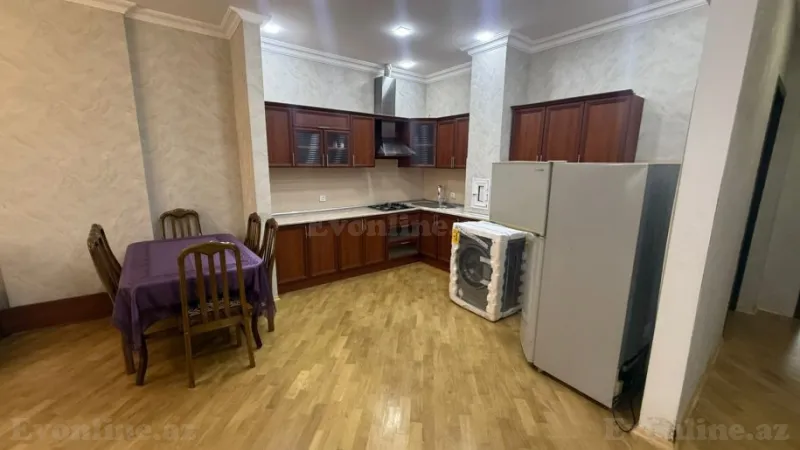 Kirayə verilir 3 otaqlı Mənzil Yeni tikili 105 m² İnşaatçılar m. - şəkil 4