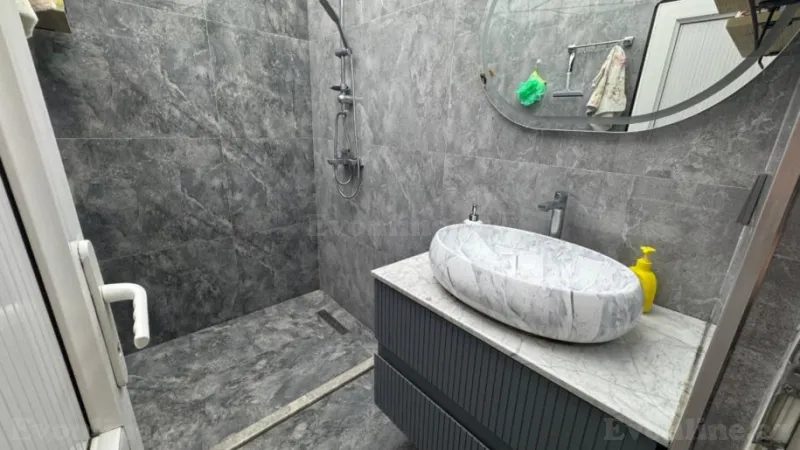Satılır 2 otaqlı Mənzil Köhnə tikili 70 m² Nəriman Nərimanov m. - şəkil 7