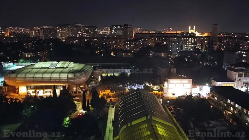 2 otaqlı Mənzil 116 m² 8-ci mikrorayon Satılır