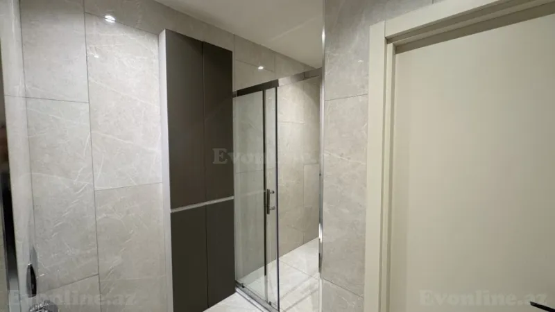 Kirayə verilir 3 otaqlı Mənzil Yeni tikili 140 m² Sabunçu r. - şəkil 9