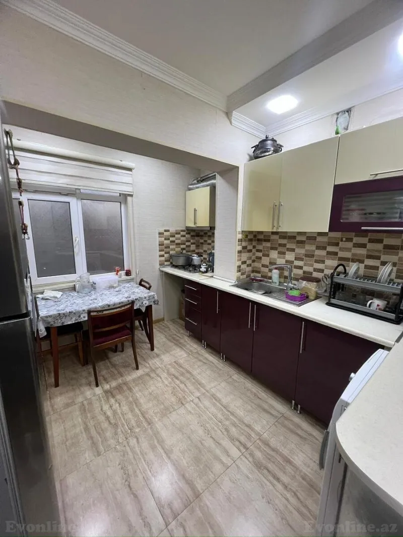 3 otaqlı Mənzil 75 m² Suraxanı r. Satılır