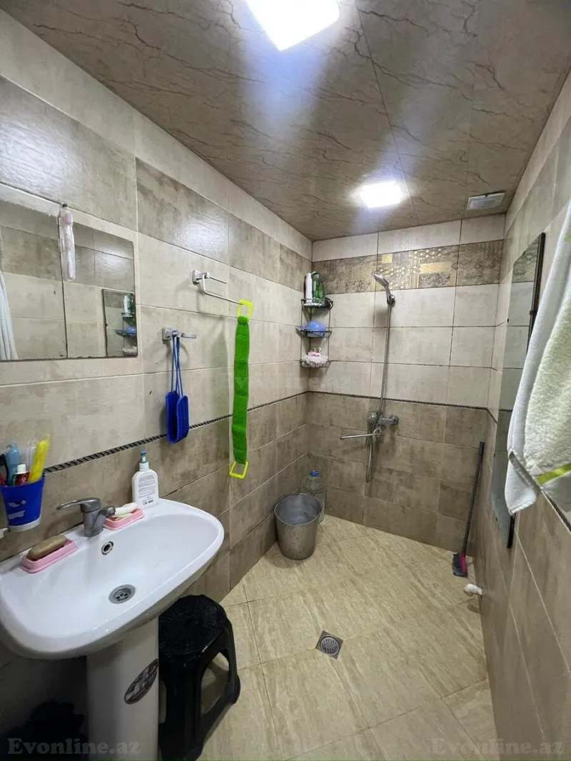 Satılır 3 otaqlı Mənzil Köhnə tikili 75 m² Suraxanı r. - şəkil 5