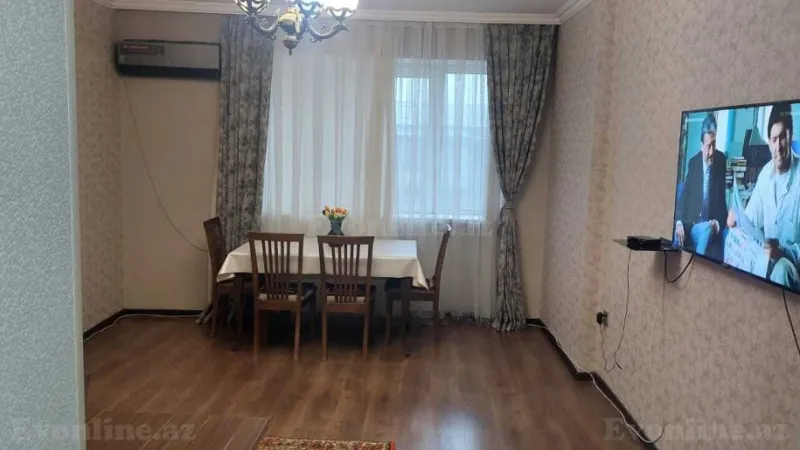 3 otaqlı Mənzil 75 m² Avtovağzal m. Satılır