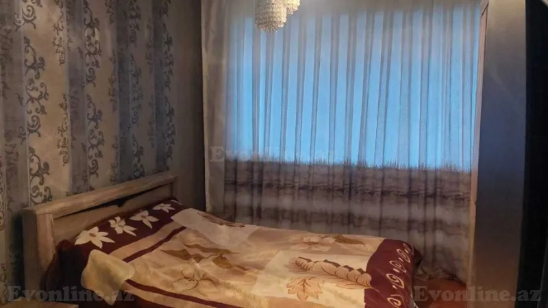 Satılır 3 otaqlı Mənzil Köhnə tikili 75 m² Avtovağzal m. - şəkil 2