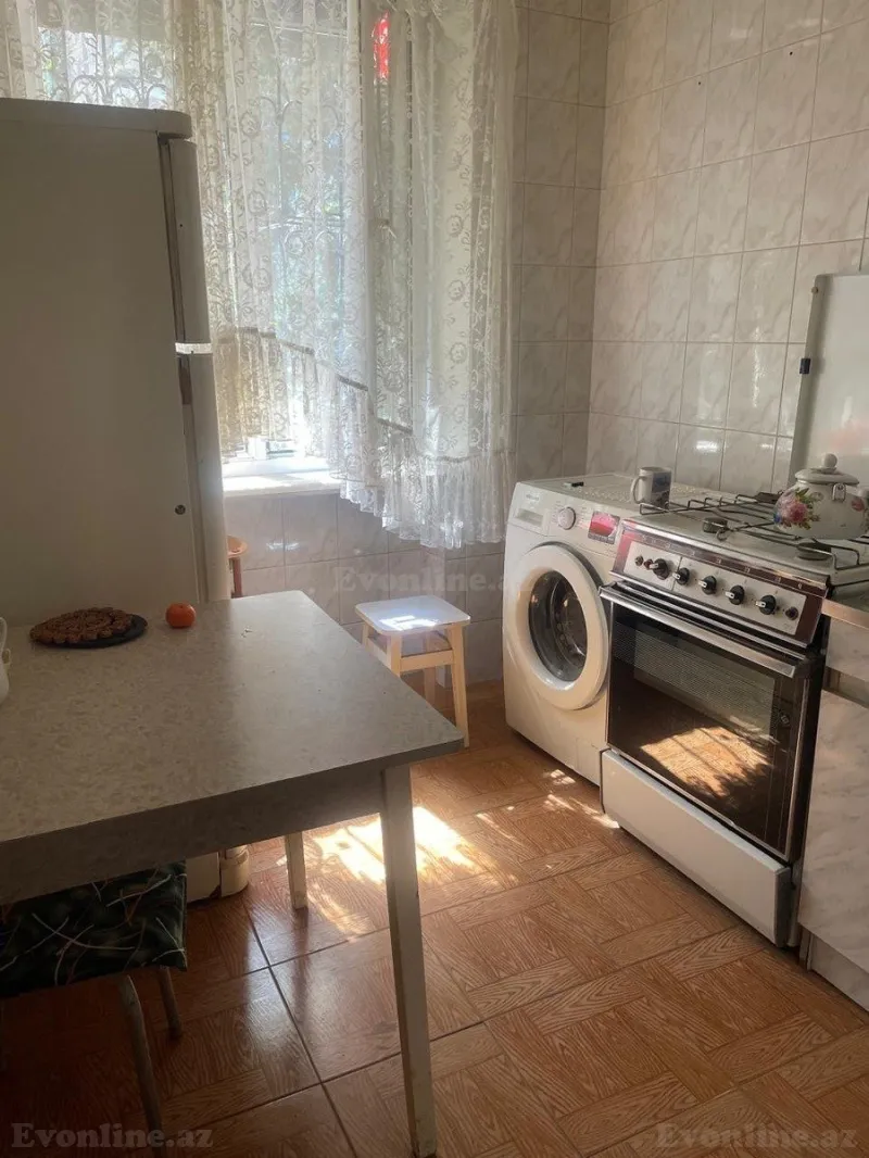 Satılır 2 otaqlı Mənzil Köhnə tikili 60 m² Kubinka - şəkil 3