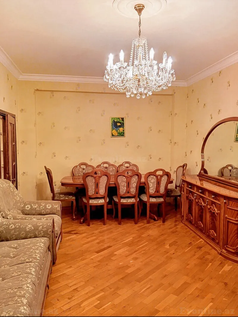 2 otaqlı Mənzil 57 m² 7-ci mikrorayon Satılır