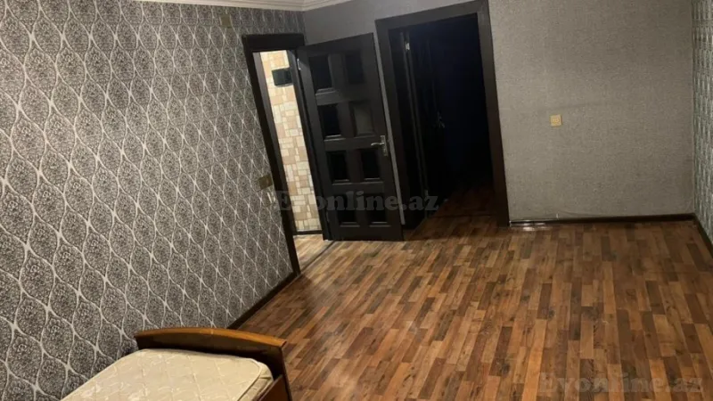 3 otaqlı Mənzil 66 m² 8-ci mikrorayon Satılır