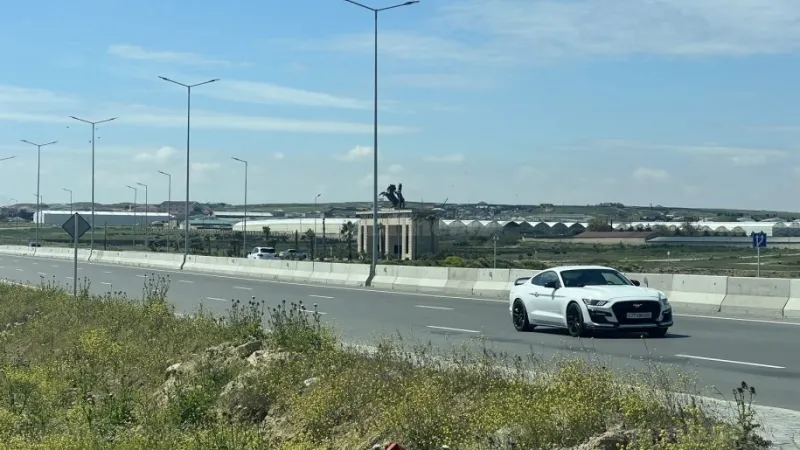 Torpaq Pirşağı Satılır
