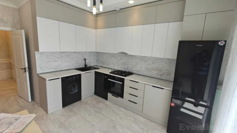 Kirayə verilir 3 otaqlı Mənzil Yeni tikili 145 m² 8 Noyabr m. - şəkil 3