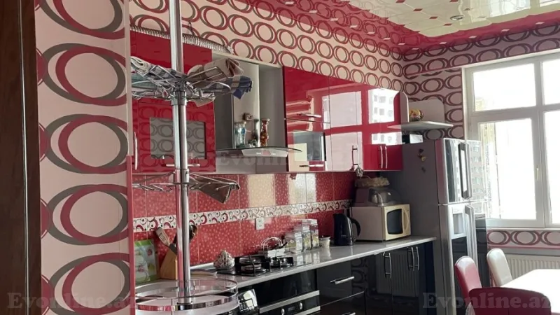 3 otaqlı Mənzil 80.1 m² Nizami r. Kirayə verilir