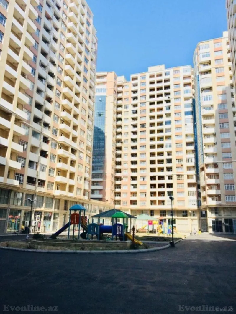 3 otaqlı Mənzil 105 m² Xətai m. Kirayə verilir
