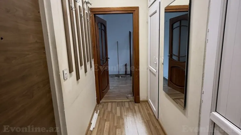Satılır 2 otaqlı Mənzil Köhnə tikili 55 m² 4-cü mikrorayon - şəkil 7