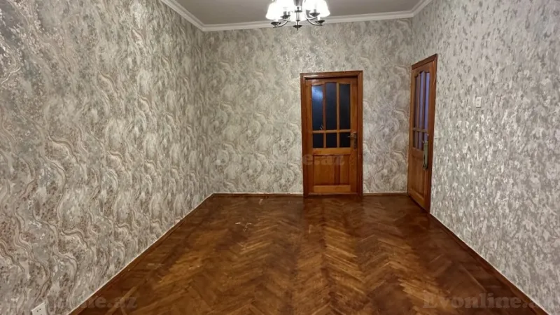 3 otaqlı Mənzil 60 m² 3-cü mikrorayon Satılır