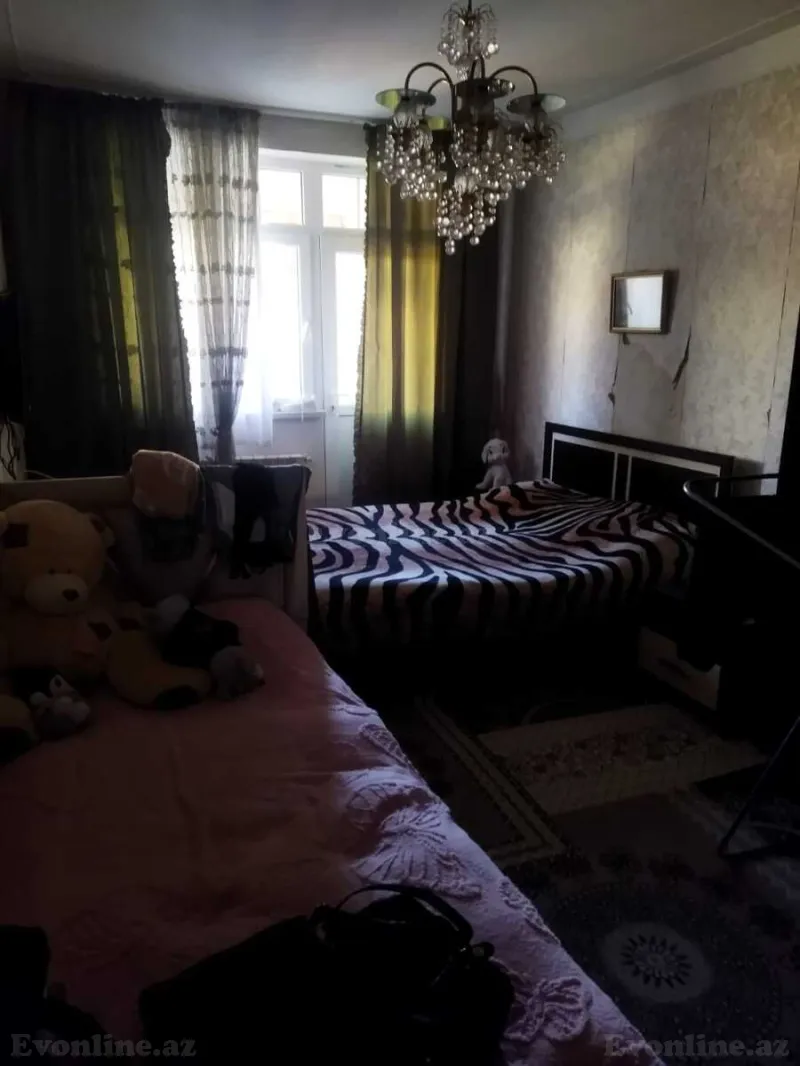 Satılır 3 otaqlı Mənzil Köhnə tikili 80 m² Həzi Aslanov m.