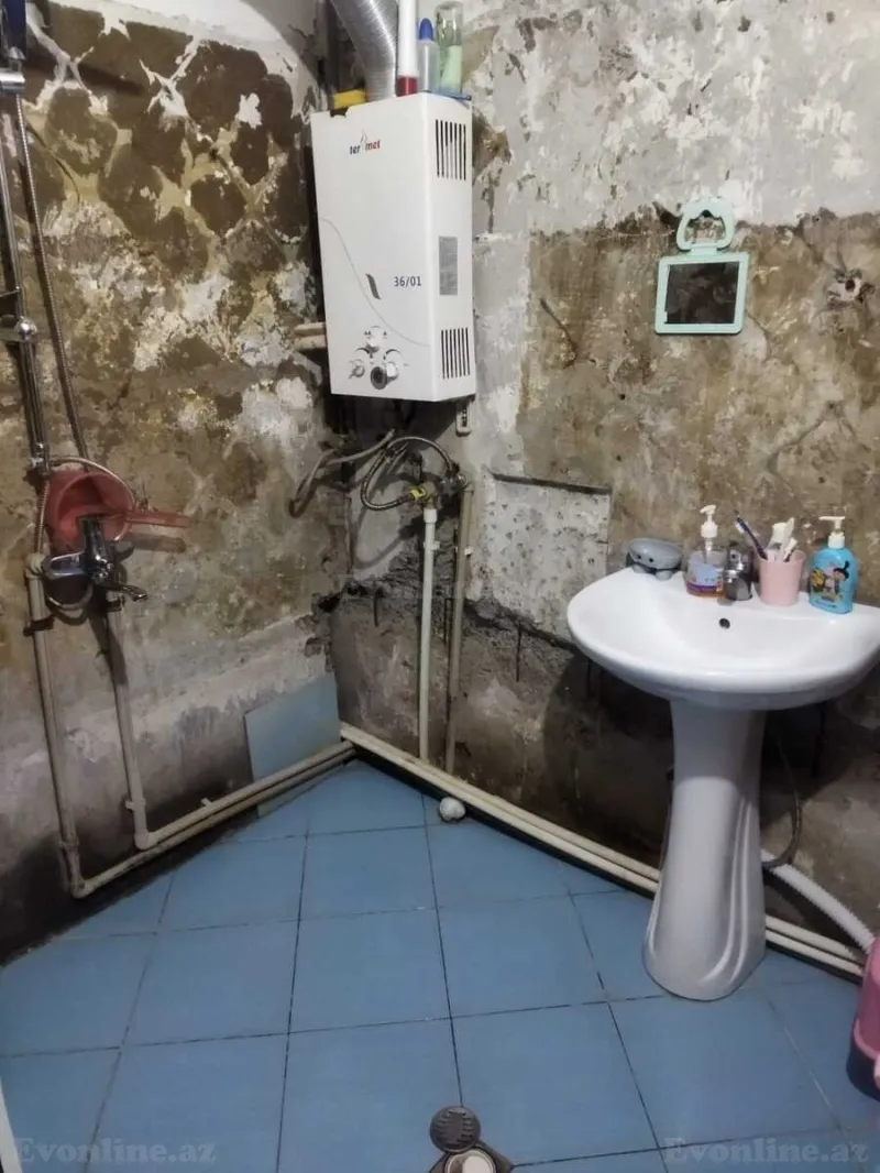 Satılır 3 otaqlı Mənzil Köhnə tikili 80 m² Həzi Aslanov m. - şəkil 2